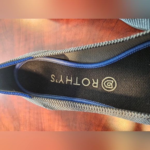 Rothys point toe flats black and white size 8 like new - Picture 3 of 11